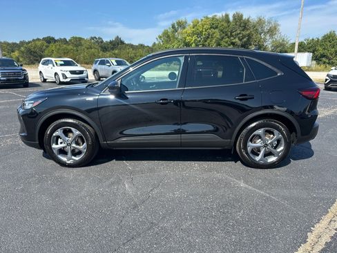 Used 2025 Ford Escape ST-Line Select image 6