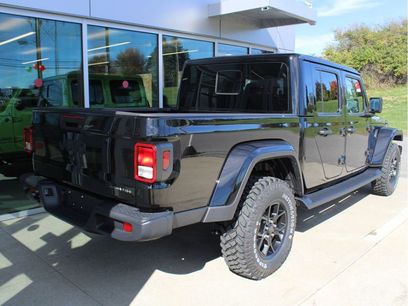 New 2025 Jeep Gladiator Sport