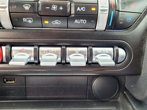 Used 2021 Ford Mustang Premium image 17
