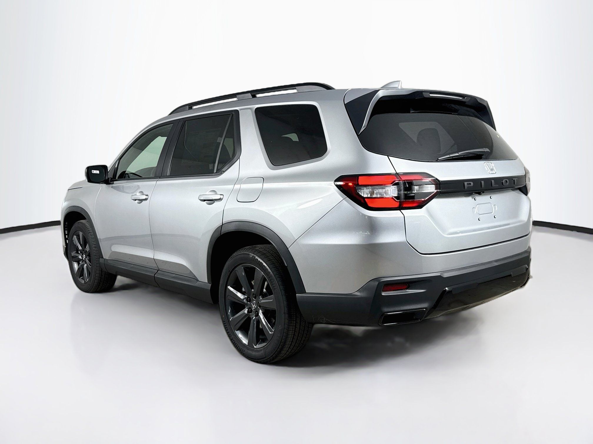 New 2026 Honda Pilot Sport image 30