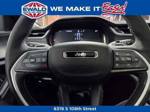 New 2025 Jeep Grand Cherokee Laredo X image 6