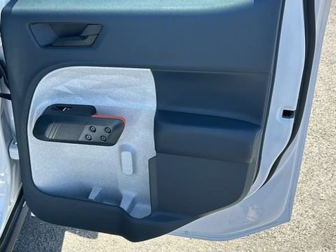 Certified 2024 Ford Maverick XLT FWD image 12