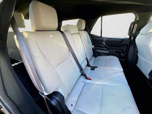 Used 2025 Toyota 4Runner SR5 image 29