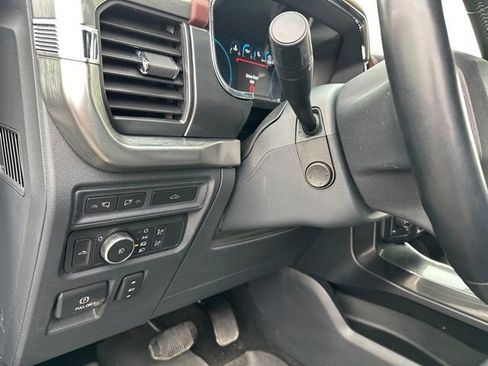 Used 2022 Ford F150 Lariat w/ Equipment Group 502A High image 15