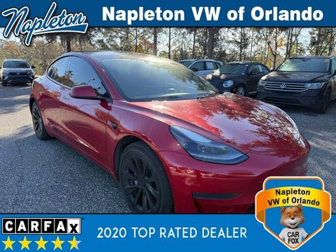 Used 2021 Tesla Model 3 Standard Range image 3