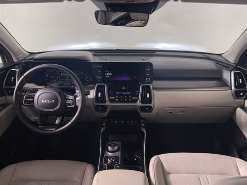 Used 2023 Kia Sorento EX image 14