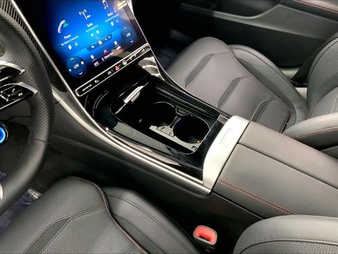 Certified 2023 Mercedes-Benz C 43 AMG 4MATIC Sedan image 26