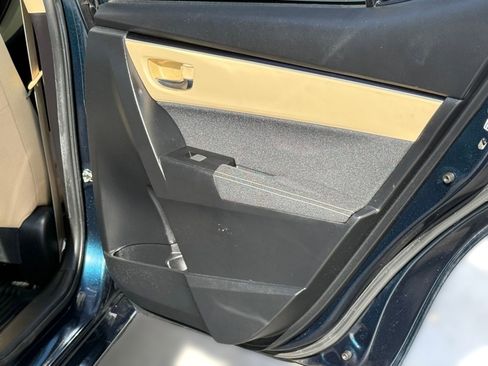 Used 2017 Toyota Corolla LE image 30