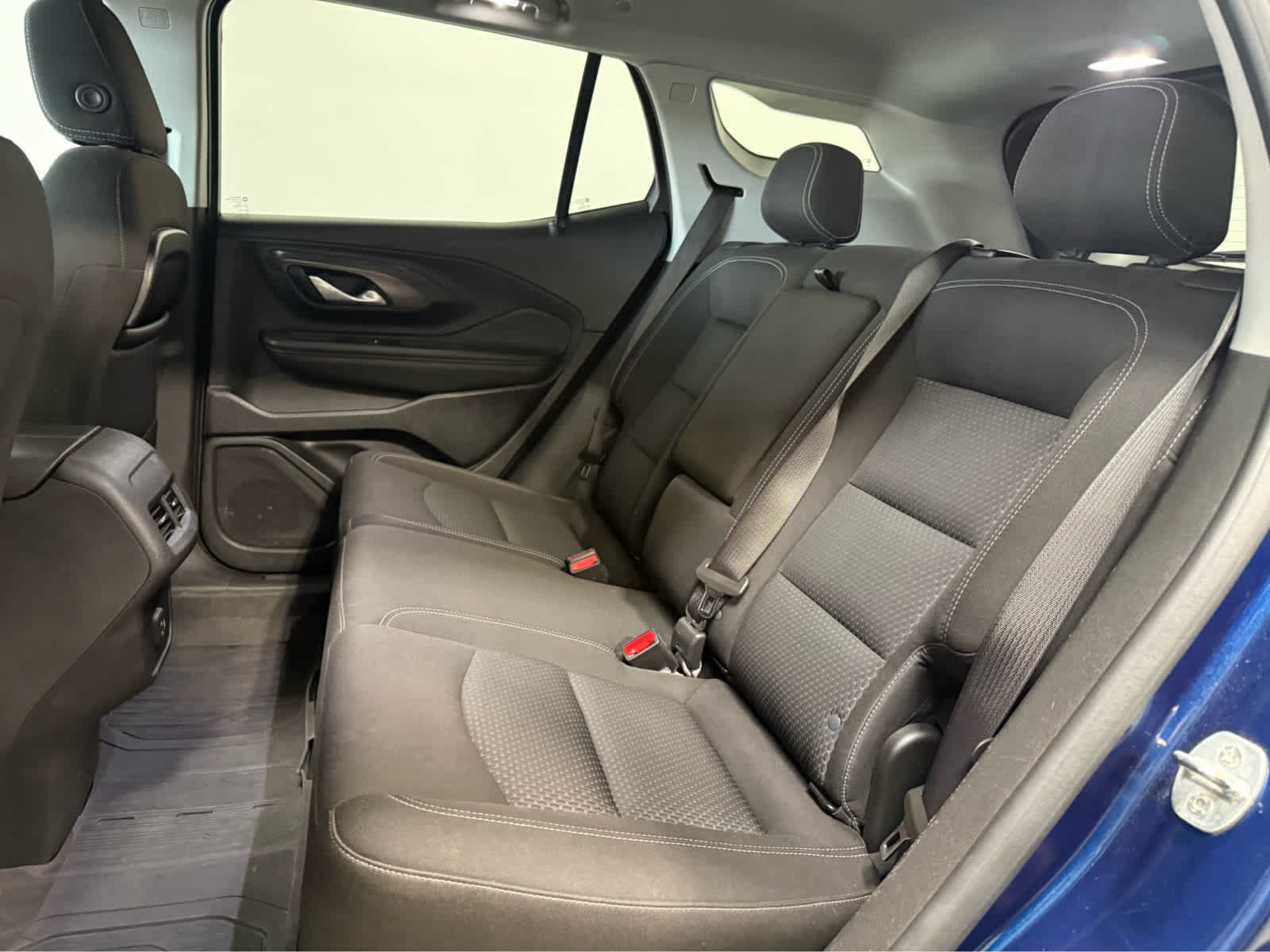 Used 2022 GMC Terrain SLE w/ Driver Convenience Package AWD/4WD image 14