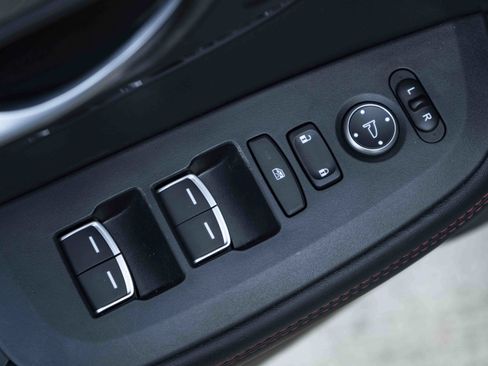 Used 2025 Acura ADX A-Spec AWD/4WD image 36
