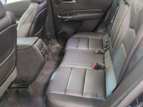 Used 2019 Cadillac XT4 Sport w/ Cold Weather Package AWD/4WD image 4