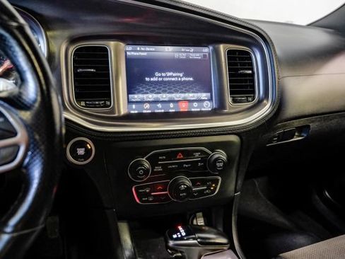 Used 2020 Dodge Charger Scat Pack w/ Dynamics Package RWD image 33