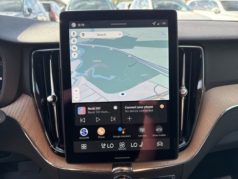 New 2026 Volvo XC60 B5 Plus w/ Protection Package Premier image 9