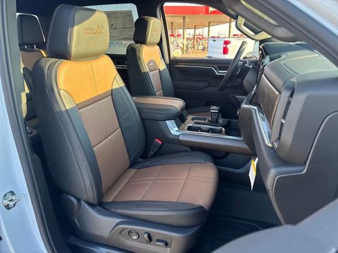 New 2026 Chevrolet Silverado 1500 High Country w/ High Country Premium Package image 12