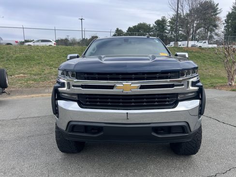 Used 2022 Chevrolet Silverado 1500 LT image 8