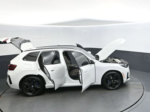 Used 2025 BMW X3 xDrive30i w/ M Sport Package image 50