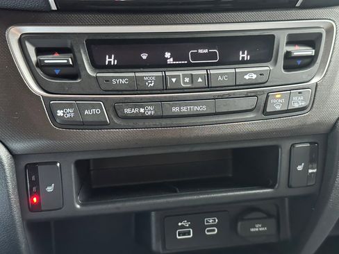 Used 2024 Honda Ridgeline TrailSport image 28