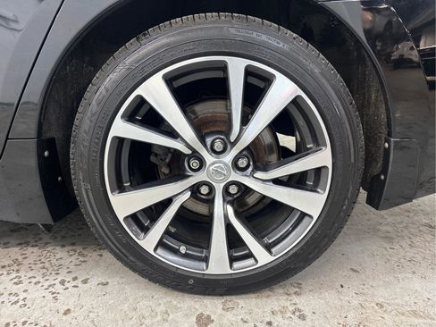 Used 2016 Nissan Maxima 3.5 SV FWD image 31