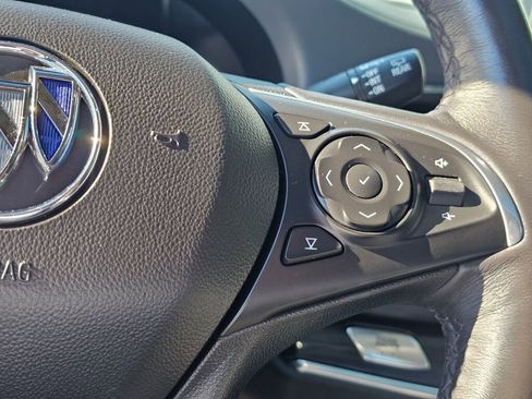 Used 2021 Buick Enclave Premium image 31