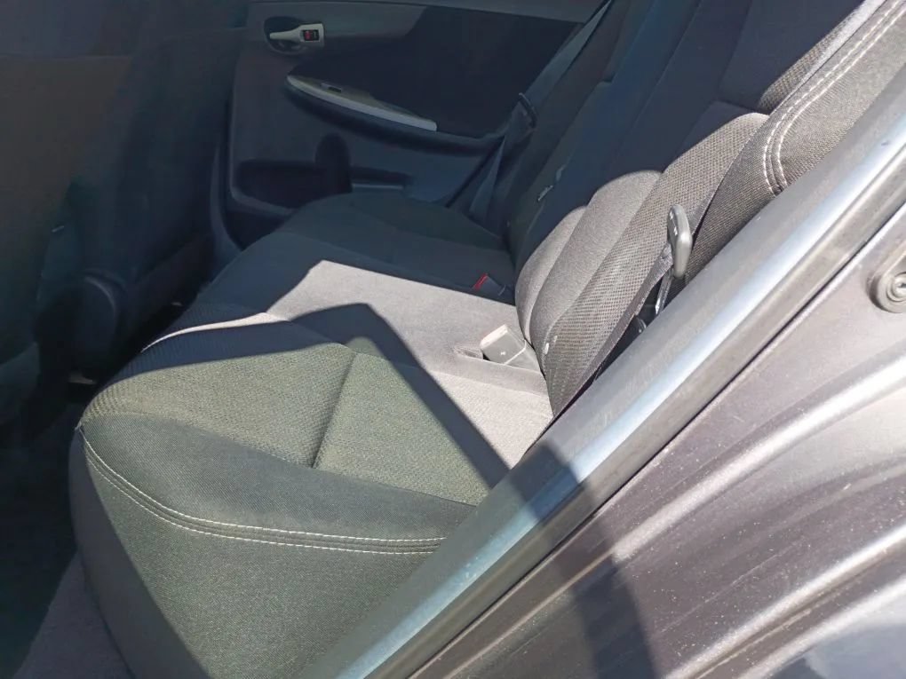 Used 2013 Toyota Corolla S w/ Premium Pkg FWD image 17