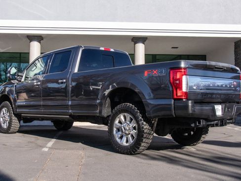 Used 2017 Ford F350 Platinum image 5