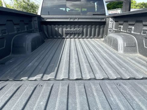 Used 2024 Chevrolet Silverado 1500 High Country RWD image 30