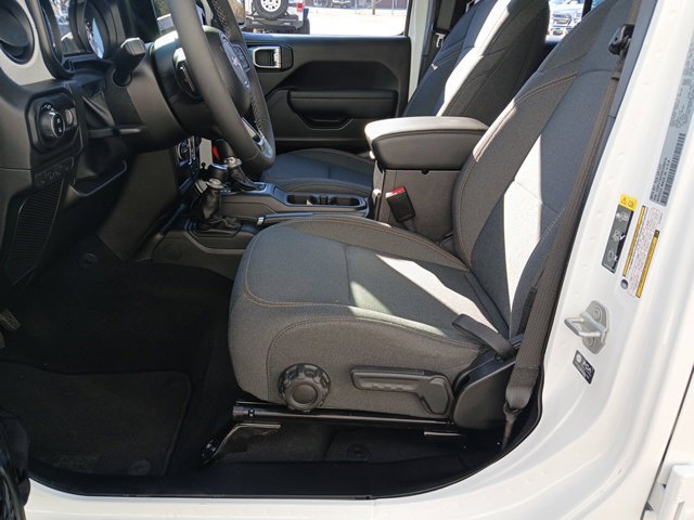 Used 2025 Jeep Gladiator Sport AWD/4WD image 30