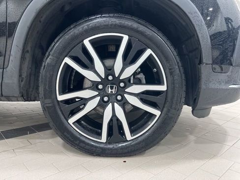 Used 2019 Honda Pilot Touring image 25