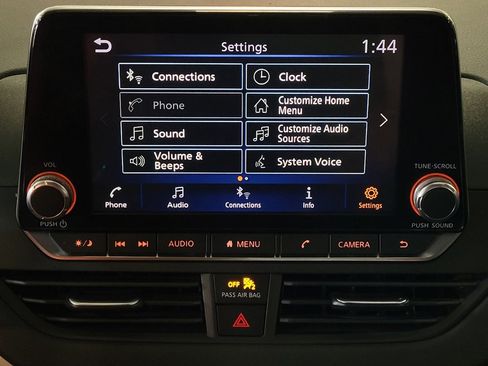 Used 2021 Nissan Altima 2.5 SV FWD image 25