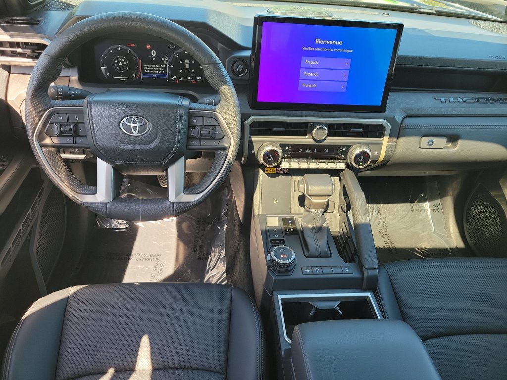 Used 2025 Toyota Tacoma Limited AWD/4WD image 27
