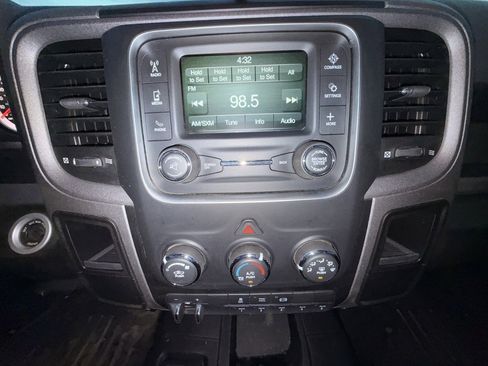 Used 2018 RAM 3500 Tradesman w/ Chrome Appearance Group image 15