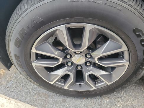 Used 2021 Chevrolet Tahoe LS RWD image 7