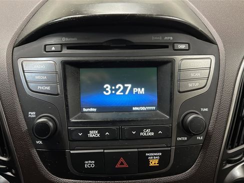 Used 2014 Hyundai Tucson SE FWD image 16