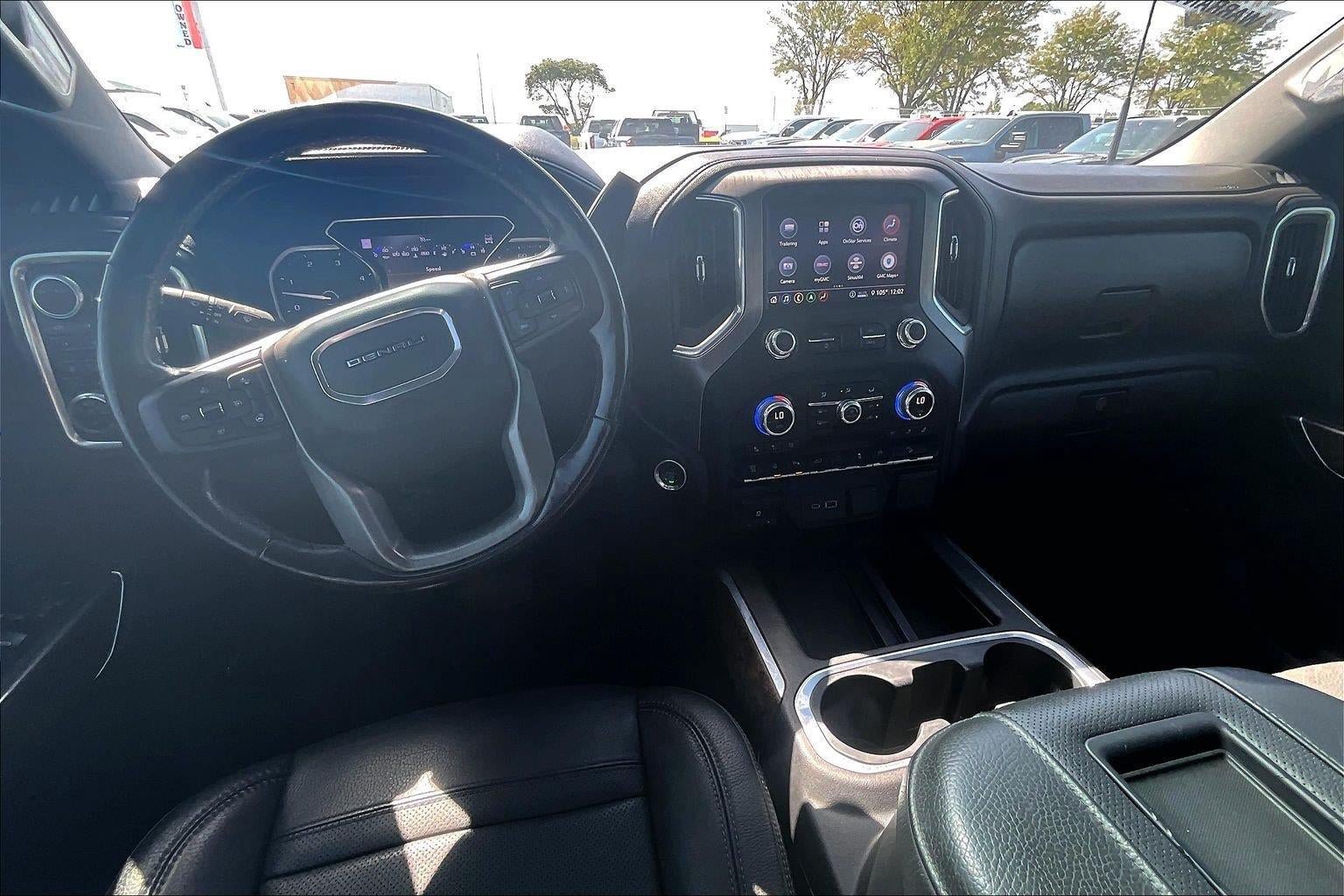 Used 2020 GMC Sierra 3500 Denali w/ Denali Ultimate Package AWD/4WD image 16