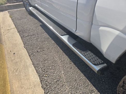Used 2019 RAM 1500 Big Horn AWD/4WD image 5
