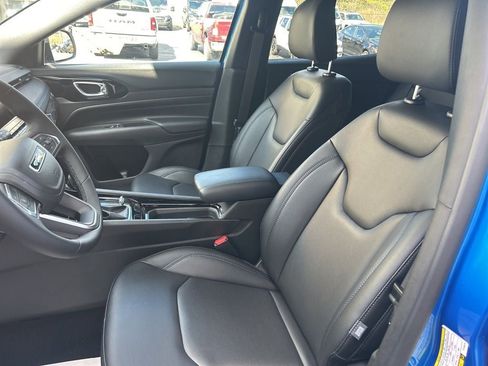 New 2026 Jeep Compass Limited image 10