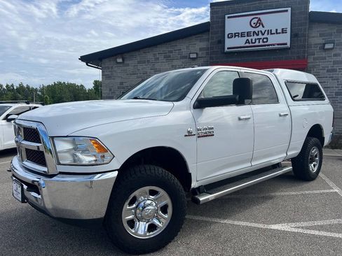 Used 2018 RAM 2500 SLT AWD/4WD image 1