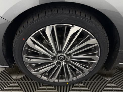 Used 2023 Nissan Altima 2.5 SL image 12