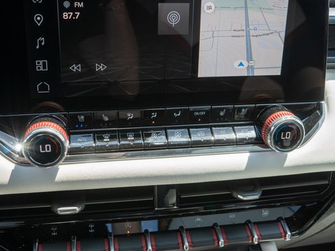 New 2026 GMC Canyon AT4X AWD/4WD image 14