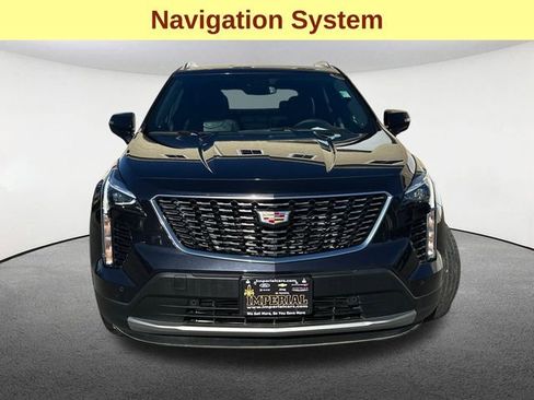 Used 2023 Cadillac XT4 Premium Luxury image 4