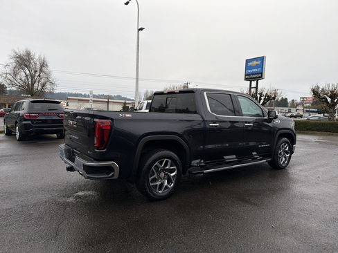 Used 2023 GMC Sierra 1500 SLT w/ SLT Premium Plus Package image 6