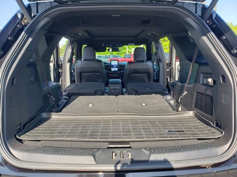 Used 2021 Ford Explorer ST w/ Equipment Group 401A AWD/4WD image 14