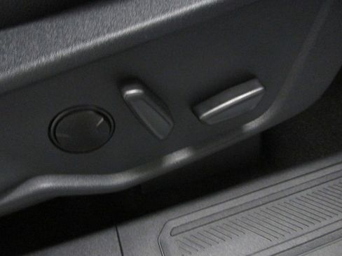 New 2024 Ford Bronco Badlands image 21