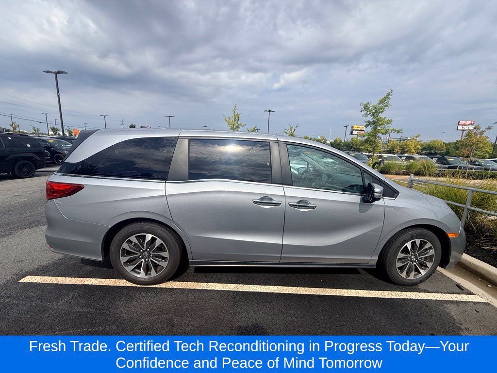 Used 2024 Honda Odyssey EX-L image 5