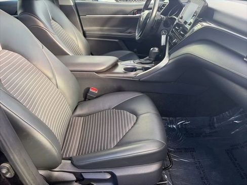 Used 2023 Toyota Camry SE image 18