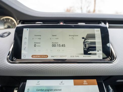 Used 2023 Land Rover Range Rover Evoque R-Dynamic S image 27