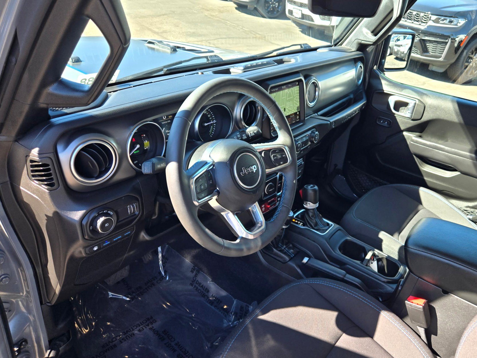 Certified 2023 Jeep Wrangler Unlimited Rubicon 4xe w/ Cold Weather Group AWD/4WD image 12