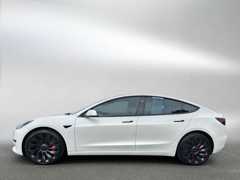 Used 2023 Tesla Model 3 Performance AWD/4WD image 2