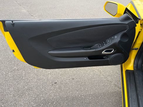 Used 2013 Chevrolet Camaro LT RWD image 23