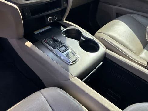 Used 2022 Honda Pilot Special Edition image 16